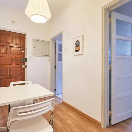2 Bedroom In Alameda Lisboa